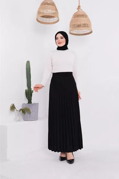 Black Pleated Flared Scuba Crepe Skirt