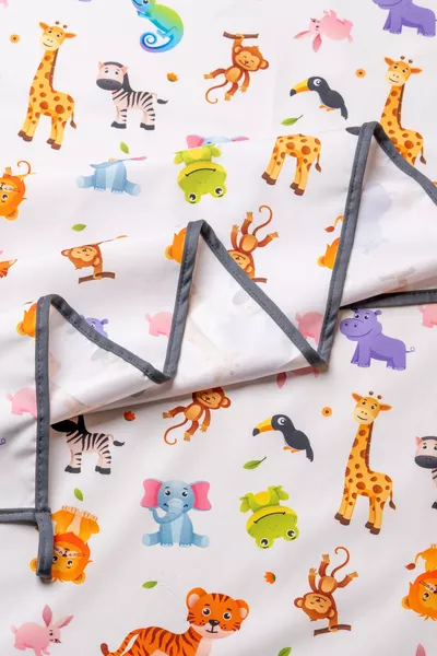 غطاء رعاية الطفل مع قاعدة أنشطة لكرسي الطعام للرضع بنقوش قطط وكلاب وحيوانات