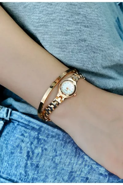 ساعة يد كلاسيكية بسيطة للنساء ذوات المعصم الرفيع