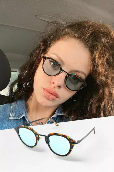 نظارات شمسية بتصميم خاص لورين، باللون الفيروزي، شكل بيضاوي، شائعة، للجنسين