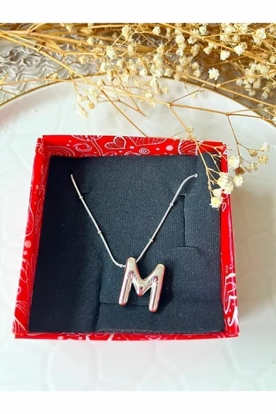 сребрист цвят балон балон модел стоманена буква колие М буква