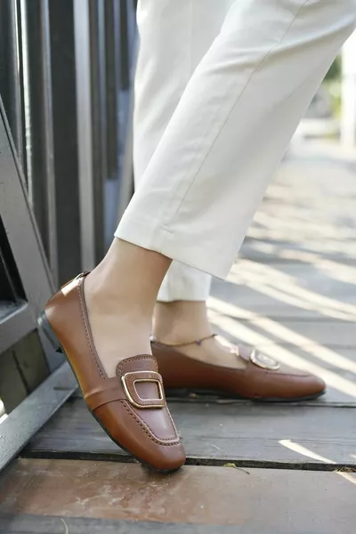 المرأة مشبك مفصلة الباليه الشقق تان خفيفة الوزن مريحة وحيد أحذية عارضة