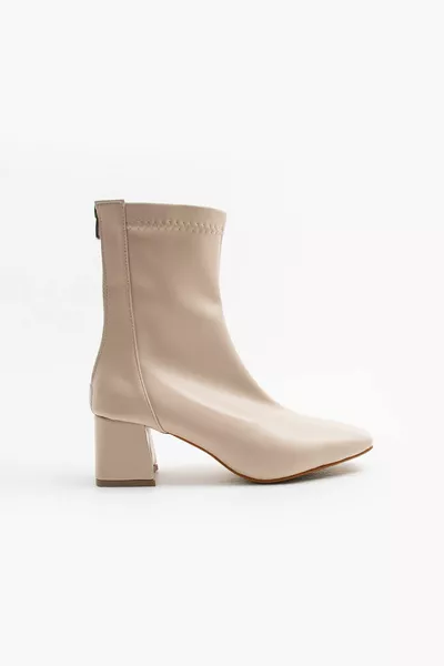 Kadın Bej Krem Streç Bot Kaliteli Bilekli Orta Boy Topuklu Kışlık Bot