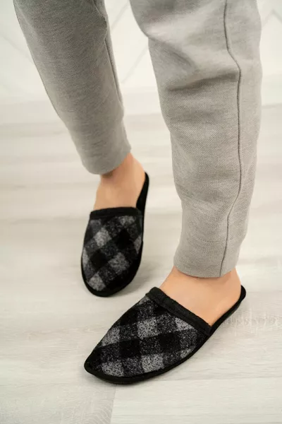 Мъжки пантофи със затворена предна зимна къща