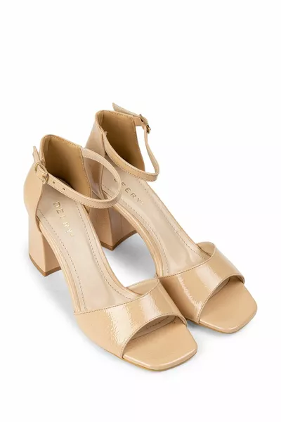 Sandali con tacco da donna beige in vernice