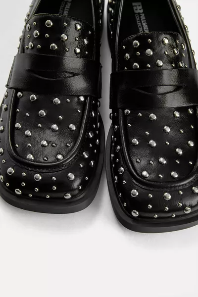 المتسكعون تدبيس