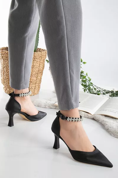 SCARPE DA DONNA CON TACCO IN RASO CON PIETRE ALLA CAVIGLIA