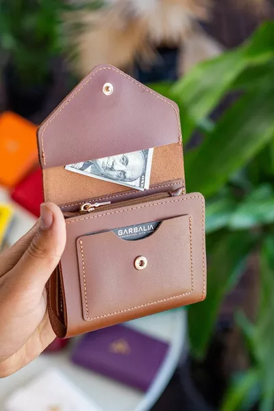كولومبيا نباتي الجلود عملة العين البسيطة تان محفظة المرأة مع الكثير من حاملي البطاقات