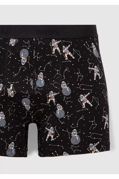 رائد فضاء مطبوع بوكسر أسود 