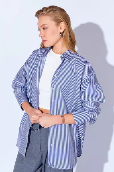 Chemise longue oversize à rayures bleu marine coupe décontractée basique pour femme | Pièce 