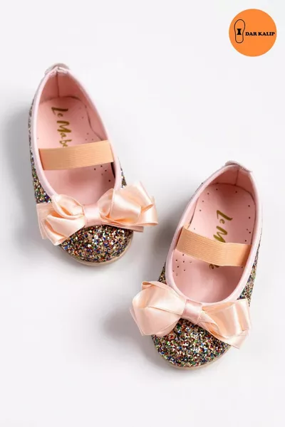 أحذية بنات فضية مع قوس جرو