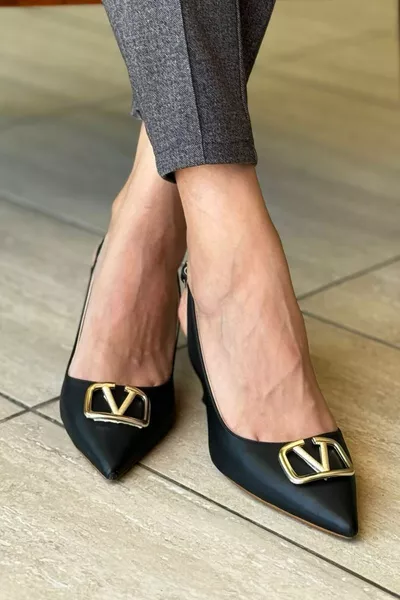 تويتي بلاك سكين بإبزيم بكعب متوسط (6 سم) كعب كلاسيكي