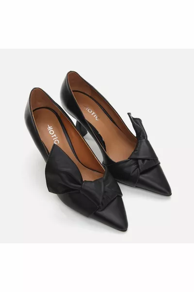 جلد طبيعي أسود نسائي خنجر