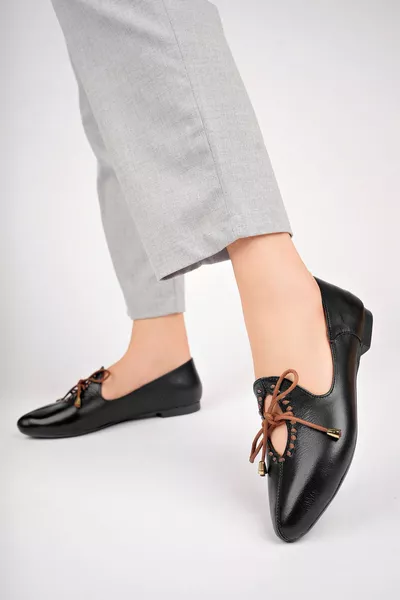 جلد طبيعي أسود نسائي جلد الباليه مسطحات 