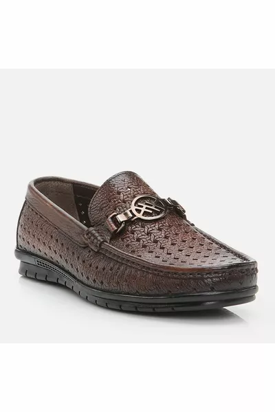 جلد طبيعي بني الرجال المتسكعون