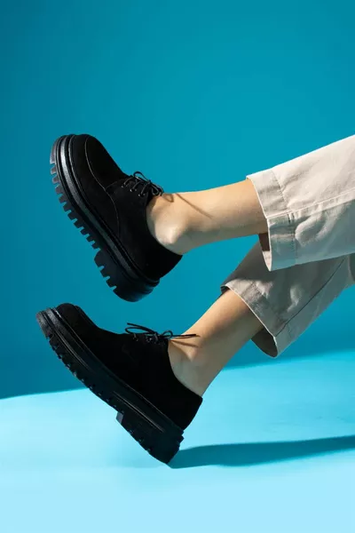 Ventura النساء المتسكعون الدانتيل متابعة الباليه الشقق الأسود من جلد الغزال