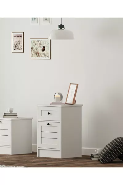 خزانة جانبية كبيرة بحجم البلاد