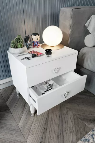 منضدة جانبية بسيطة بدرجين أبيض وفضي