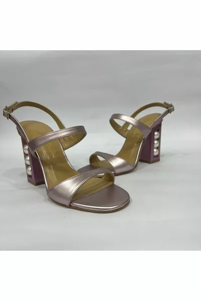 Вечерние платья из натуральной кожи на жемчужном каблуке