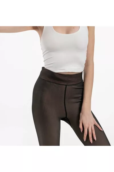 جوارب حرارية بألوان جلدية مع بطانة داخلية قطبية