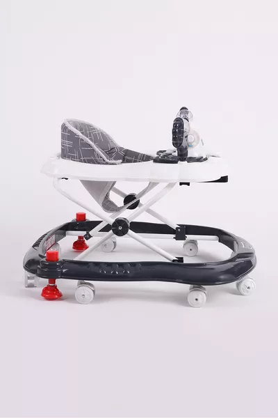 مشيّة أطفال بموسيقى ومزودة بمثبت، لون دخاني