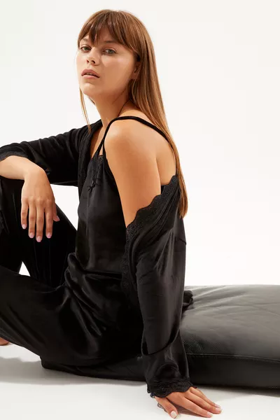 Women's Black Soft Velvet Three-Piece Pajama Set with Rolled Sleeve and Strap Pants