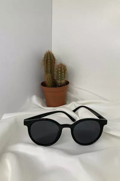 نظارات شمسية جديدة للموسم للجنسين