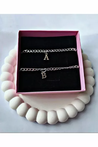 Braccialetto in Acciaio Inossidabile 2 Lettere Braccialetto per Fidanzati/Coppie/Amici Braccialetto Unisex con Dettaglio Lettera