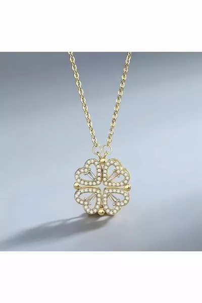 Nesly Accessories Magnetic Opening Clover Luck Necklace Love Necklace Steel Necklace