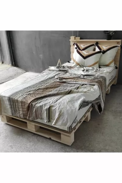 Single Pallet Bed Wooden Model with Colored Headboard