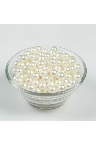  грама - 8 мм кремави перлени мъниста, пластмасови перлени мъниста, (между  броя)