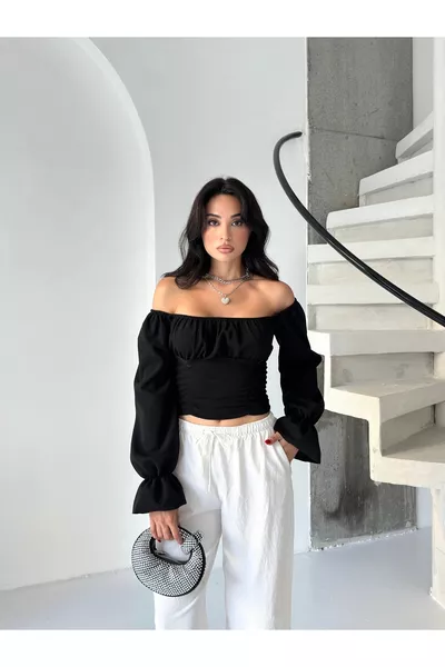 WOMEN'S BOAT NECK RUCHED DETAIL BALLOON SLEEVE CREPE BLOUSE