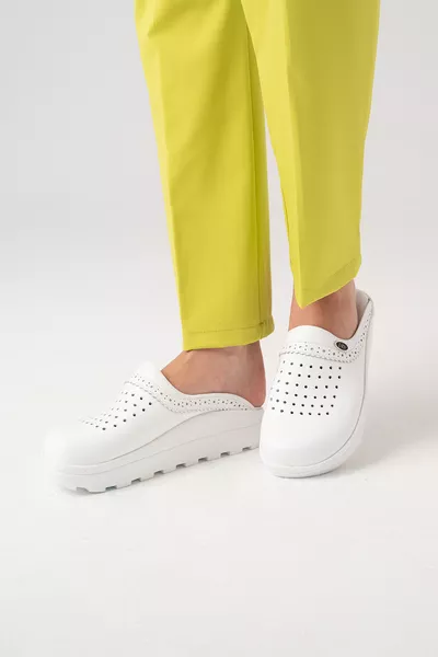 Sabots pour femmes en cuir véritable White Gold Fit, chaussons orthopédiques pour médecins, infirmières et hôpitaux