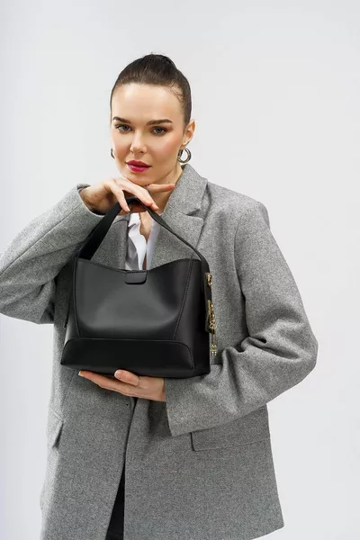 حقيبة يد وكتف نسائية مع محفظة داخلية