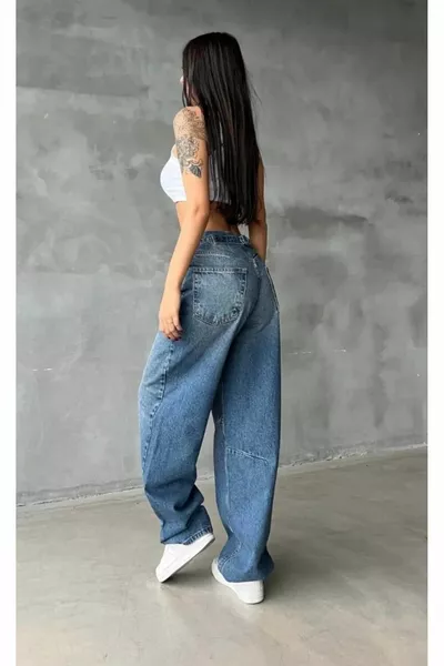 بنطال واسع الجديد بتفاصيل مشبك الحزام الموسم الجديد