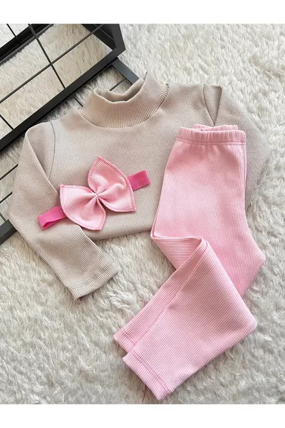 طقم من ثلاثة قطع باللون الوردي القطني للرضع والأطفال وملابس رياضية للحضانة