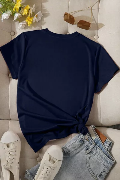 Unisex Oversized T-shirt with Leopard Heart Print