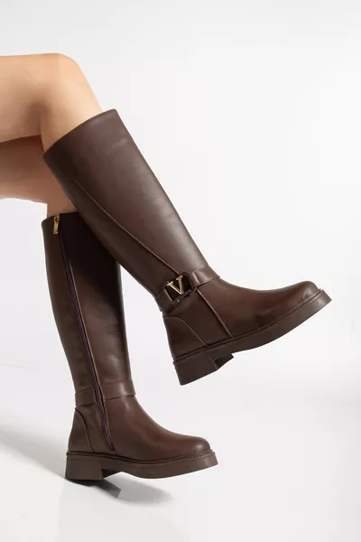 حذاء نسائي بالتوكة وتفاصيل البشرة ولون القهوة