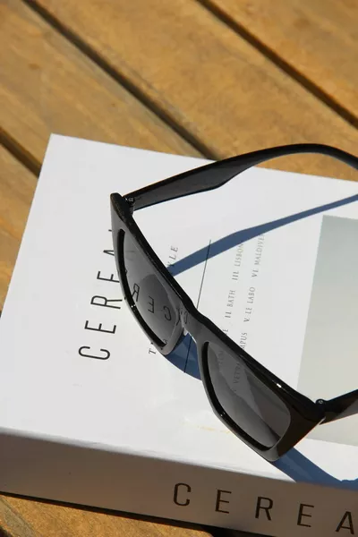 Black Glass Black Frame Classic Women's Sunglasses UV  Ultraviolet Protected