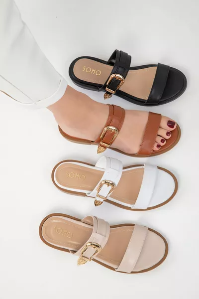 شبشب نسائي بلون الكاكاو 