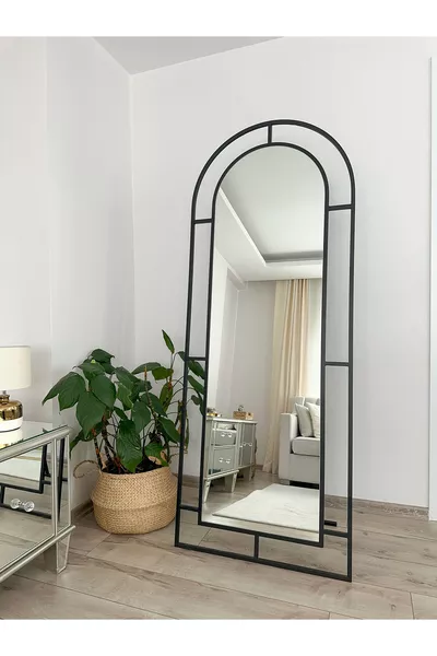 Огледало за стена с черна метална рамка  см, модел прозорец с овална стойка