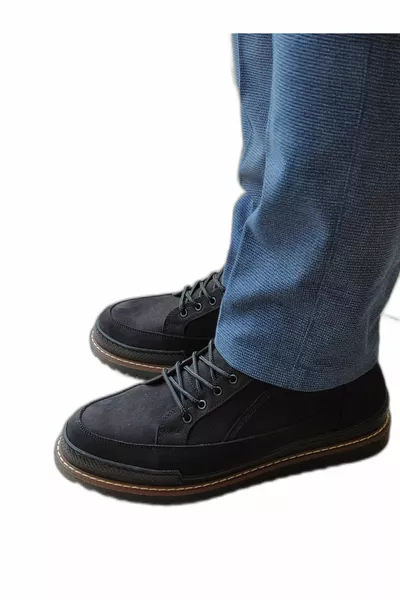 Мужские сапоги специального производства из кожи нубука отечественного производства на шнуровке и на молнии