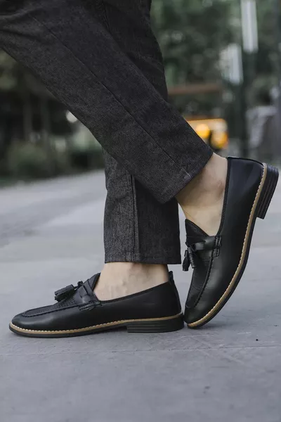 أحذية Hty Miles معنقدة Loafer