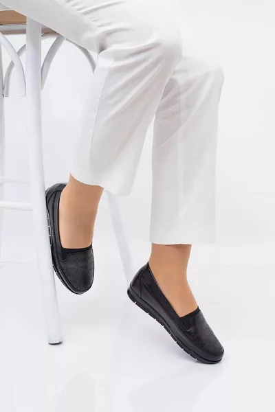 Черна ортопедична кожена подметка Равни ежедневни обувки за мама