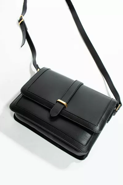 حقيبة كروس جلد مسطح ناعم 5 مقصورات للسيدات 