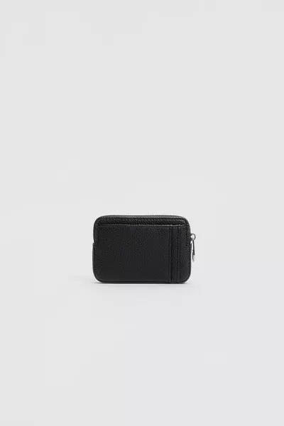 محفظة مستطيلة