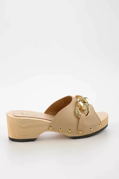 شباشب نسائية بيج 