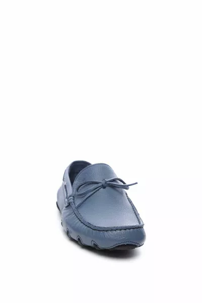 Мъжки обувки от естествена кожа и сини рокади