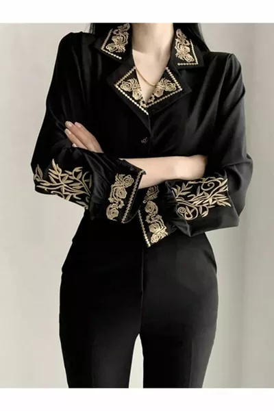 Черна бродирана риза