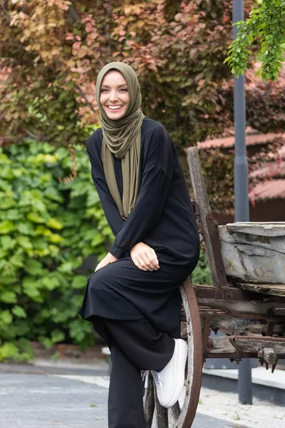 مشط جاهز عملي شال وشاح كاكي أخضر